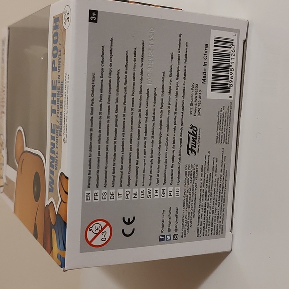 Funko Pop Winnie The Pooh #252 - Picture 5 of 7